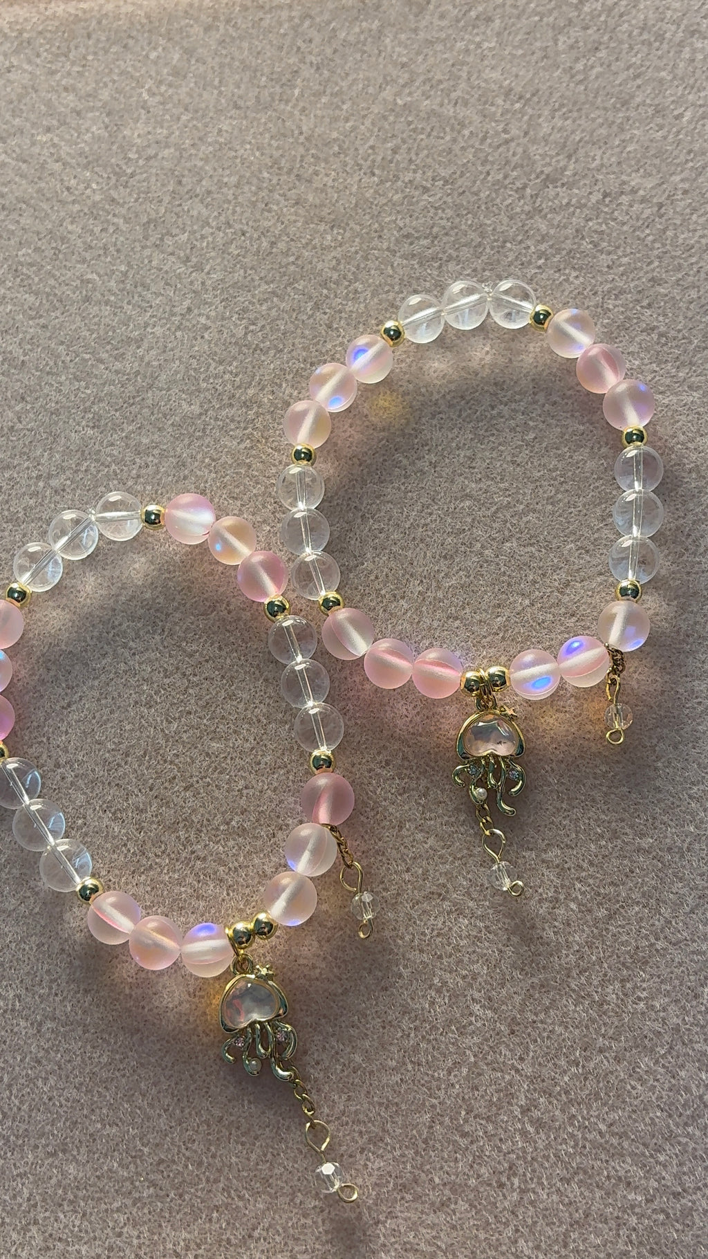 Dangle jelly fish - bracelet